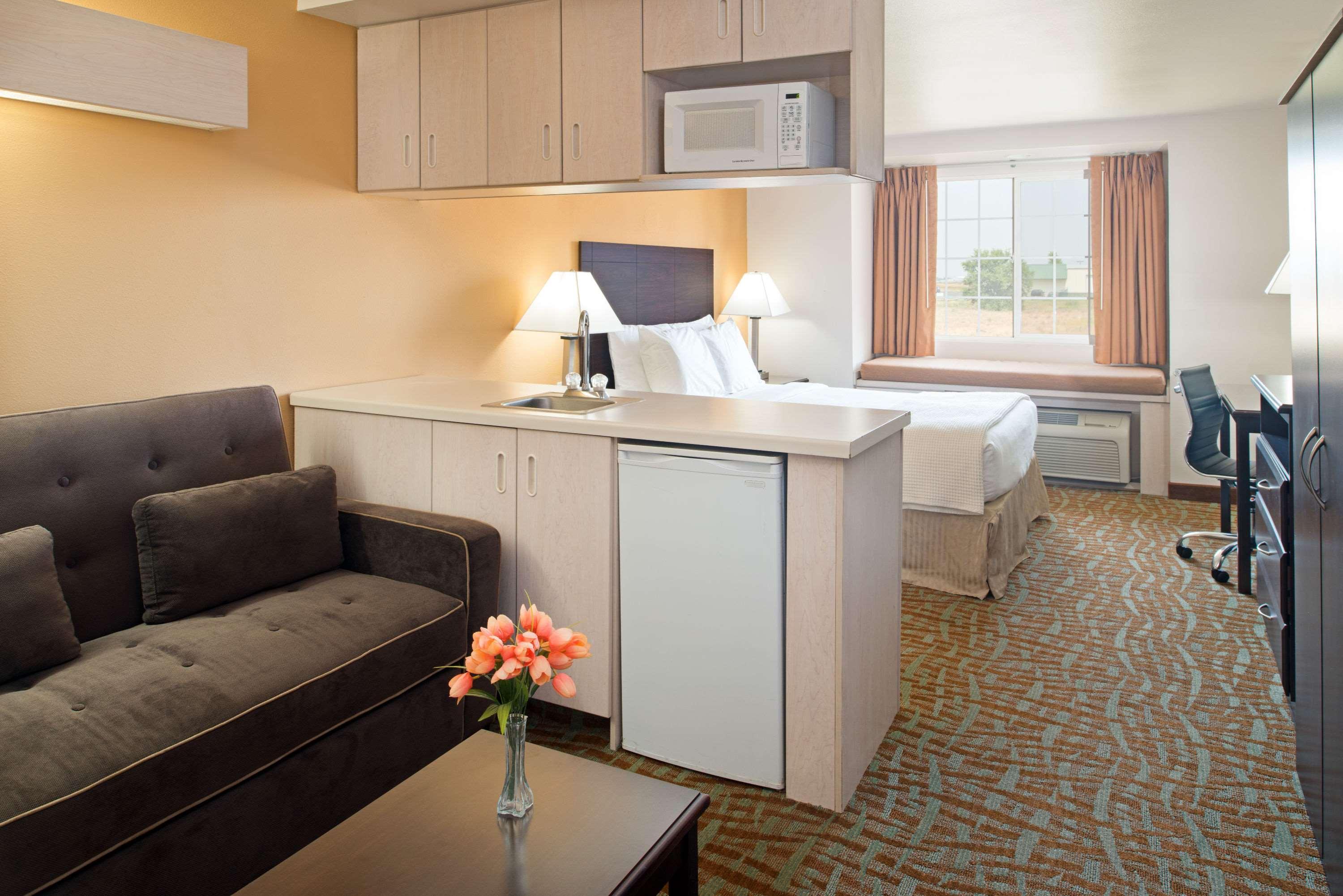 Days Inn & Suites By Wyndham Spokane Airport Airway Heights Dış mekan fotoğraf